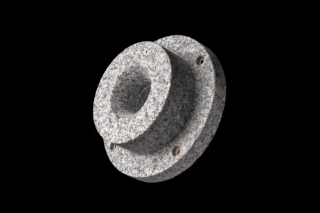 Düse aus massiven Granit für eine Gegenstromanlage